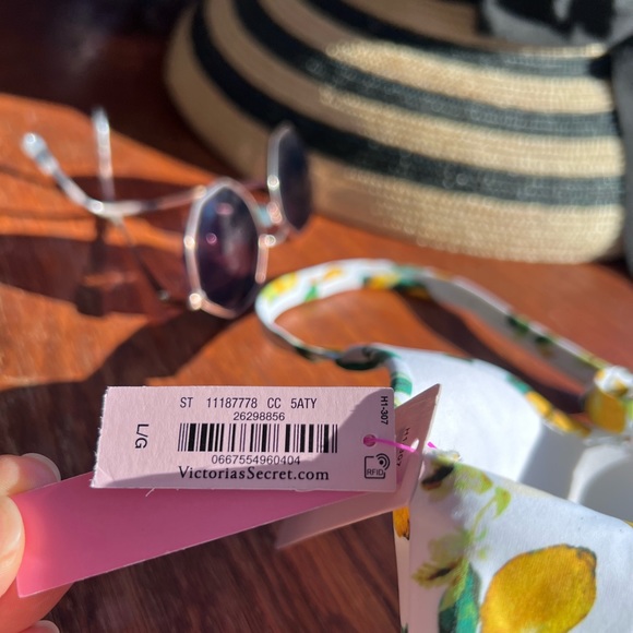 πππAmalfi Coast Lemon Print Bikini Set- Size L πππ - Picture 6 of 15